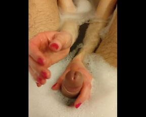 Sexy MILF Give me a Handjob in the Bath