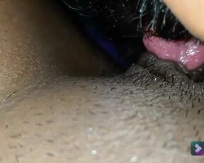 Black pussy licking දිව දාල ආතල් එකක් ගන්නවා