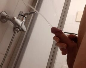 Squeezing out a Nice Piss Stream | Pissing in the Shower