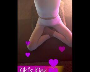 Kiki's sneak peak of sexy yoga