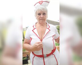 Nurse Joolz out in all her glory in the garden