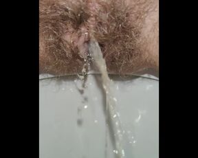 Delicious piss on the last day of period