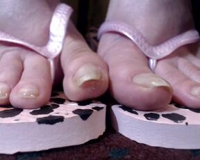 Long Natural Toenails Flip Flops